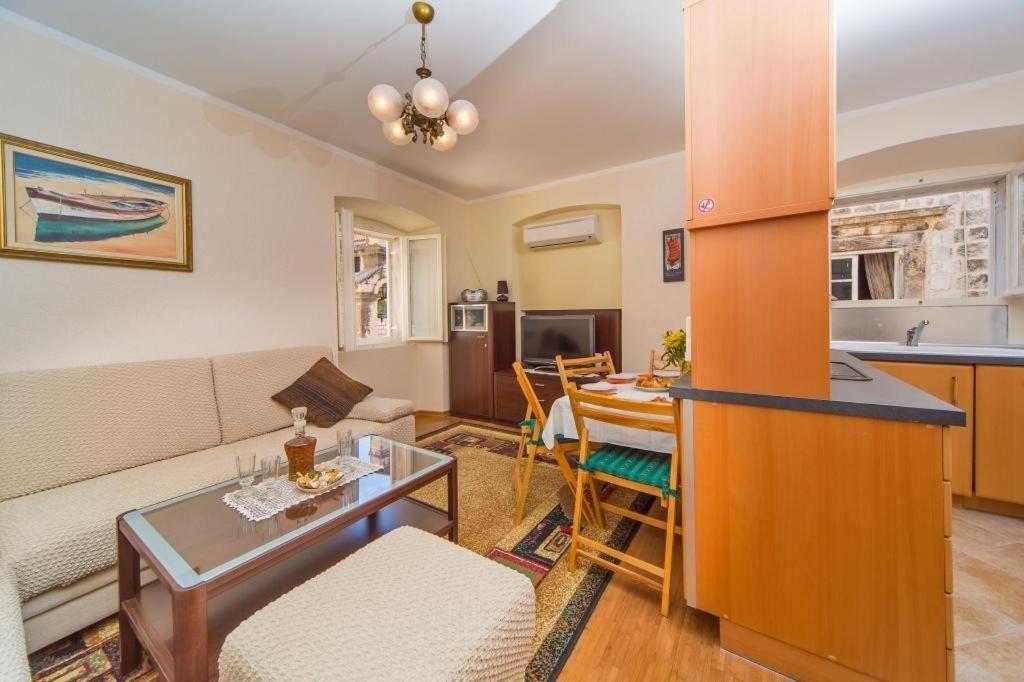 Maru Apartment Дубровник Екстериор снимка